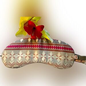 Victoria’s Secret super soft sleep mask!